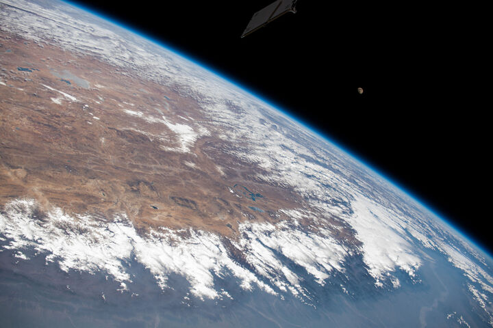 Der schneebedeckte Himalaya, von der ISS